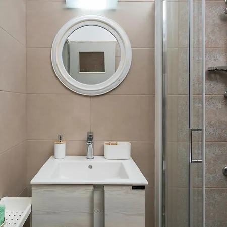 Elita Beachfront Apartment